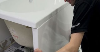 Установка экрана под ванну - цена за работу от 4230 руб. в Пугачеве